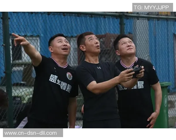 六人制足球的魅力与挑战探索小型足球赛的战术与团队合作精神